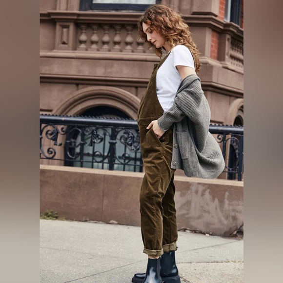 COPY - HATCH maternity overalls - Selma Cords - Brown - Picture 1 of 6